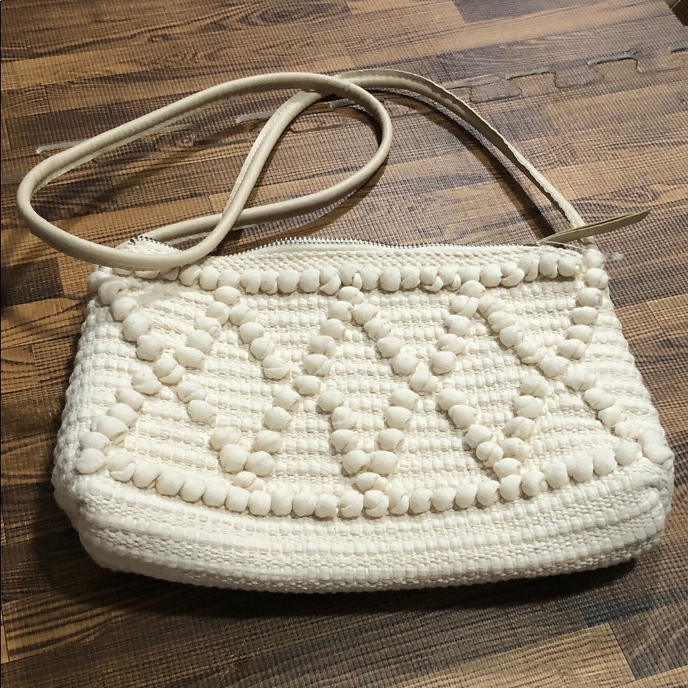 H&M Cream Knit Pom-Pom Shoulder Bag